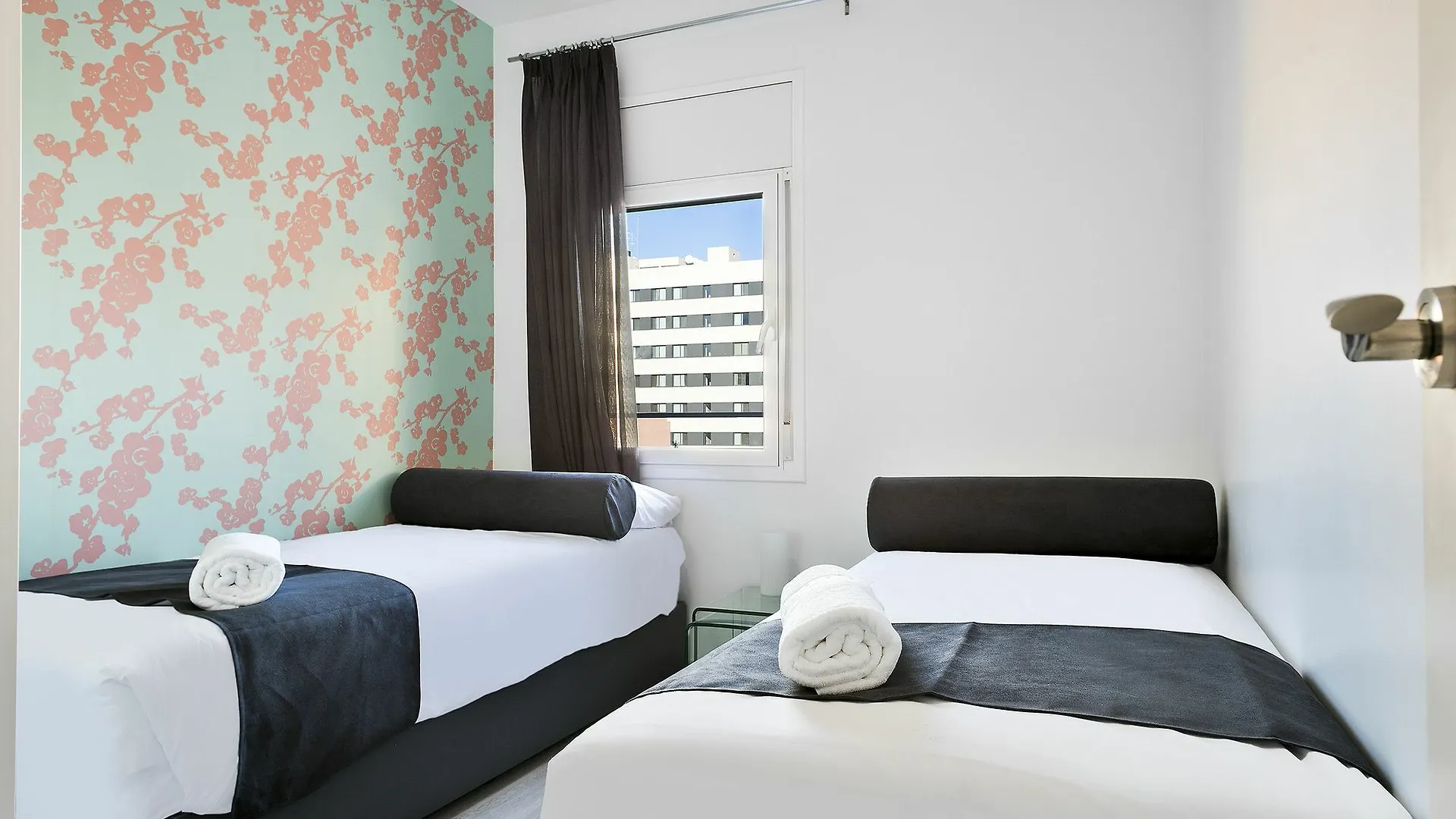 Mar Apartments  Barcelona